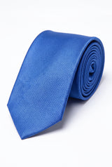 Corbata estrecha de 6 cm para hombre, color azul marino.