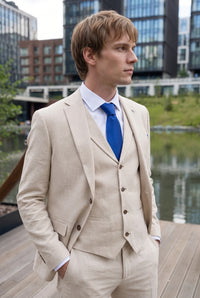 Corbata estrecha de 6 cm para hombre, color azul marino.