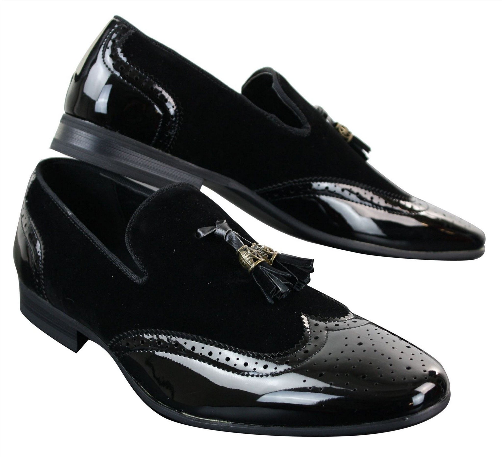 Zapatos de conducir sin cordones con borlas para hombre Patron 239-10, mocasines de piel sintética negra brillante con charol y gamuza sintética.