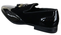 Zapatos de conducir sin cordones con borlas para hombre Patron 239-10, mocasines de piel sintética negra brillante con charol y gamuza sintética.