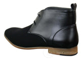 Botines Chelsea de ante negro con cordones para hombre, estilo casual elegante y formal.