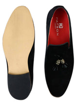 Mocasines de conducción para hombre de piel sintética de ante con borlas en color rojo, gris, azul, marrón y negro.