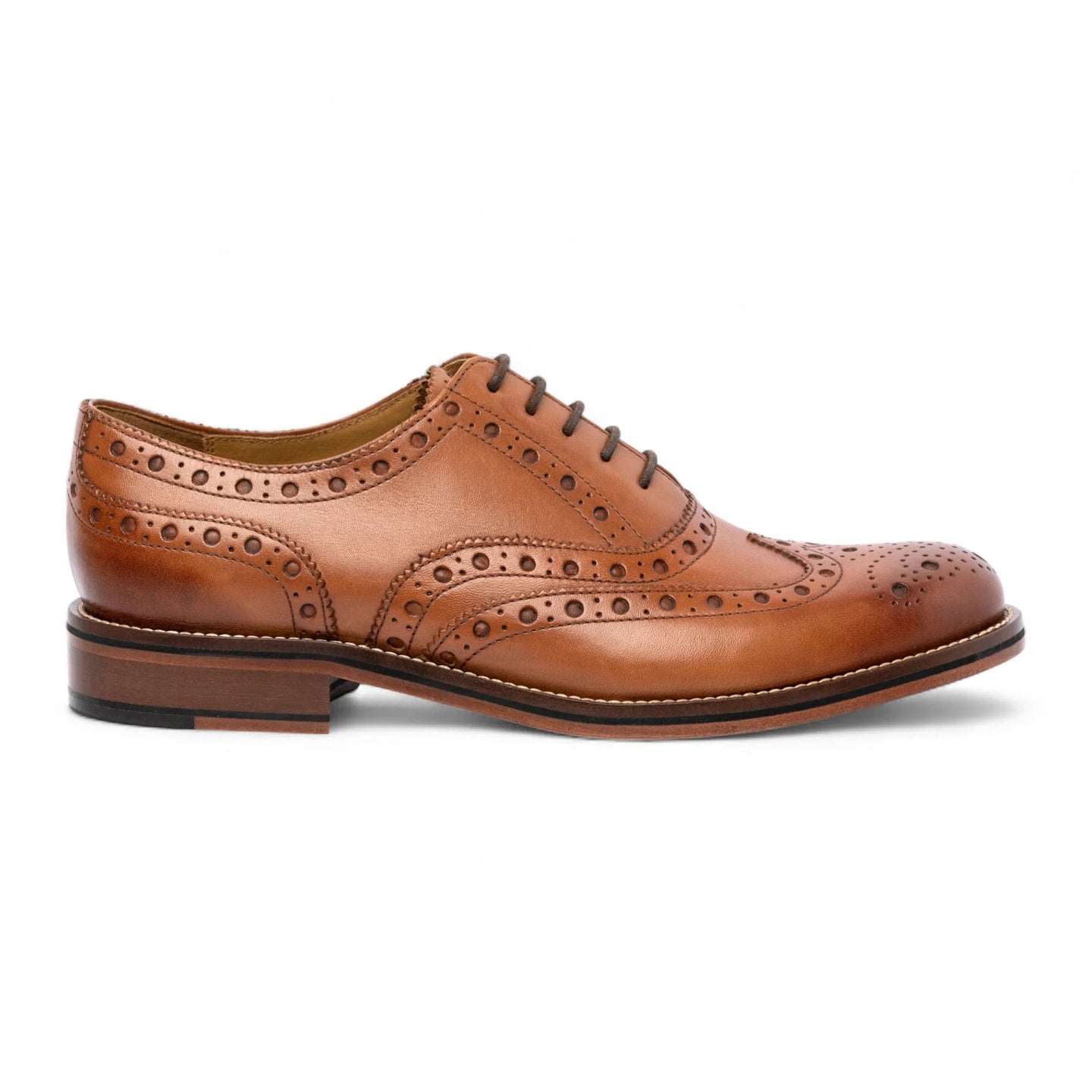 Zapatos Oxford brogue de cuero marrón claro con puntera de ala para hombre