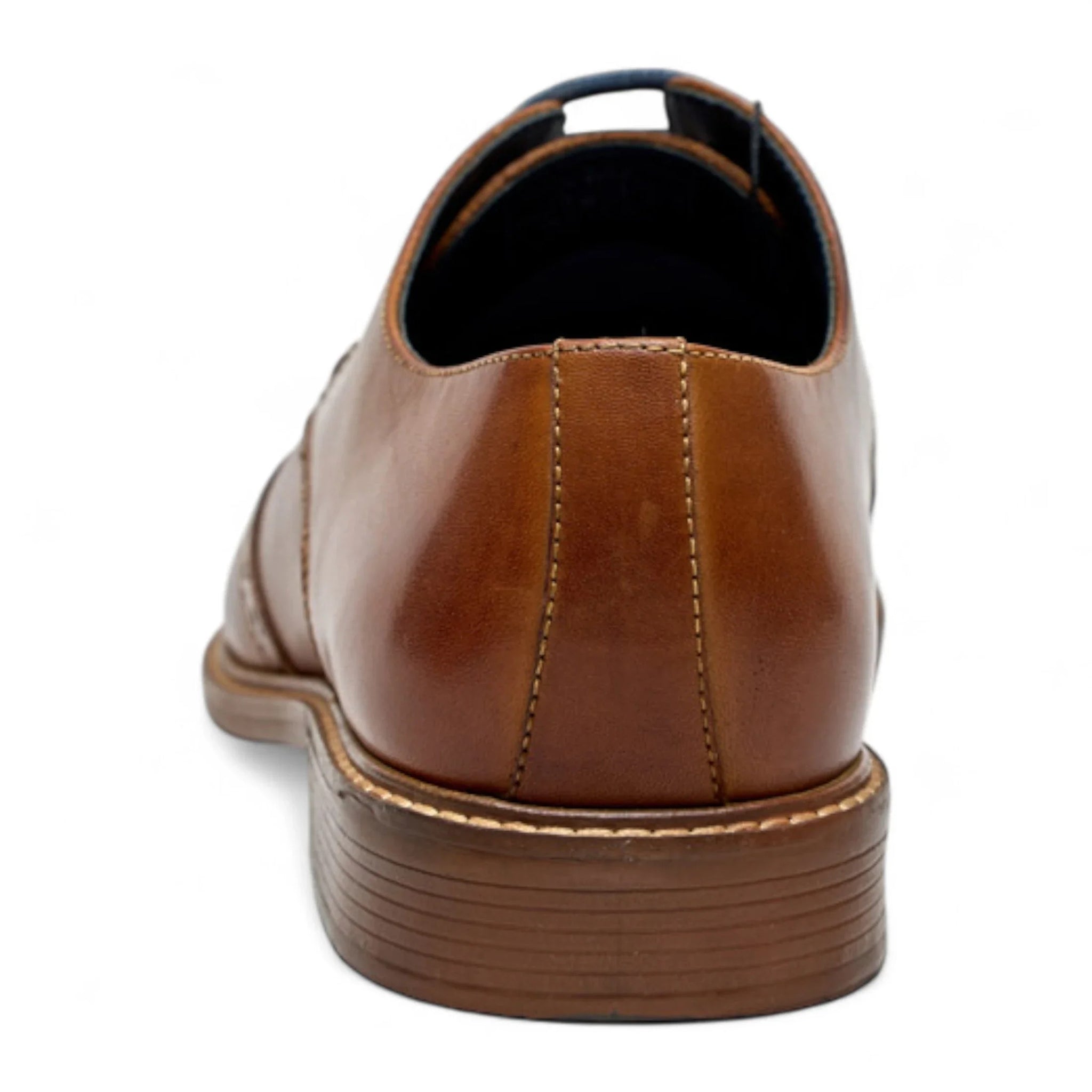 Zapatos de vestir Oxford Brogue de cuero marrón claro con puntera de ala para hombre.