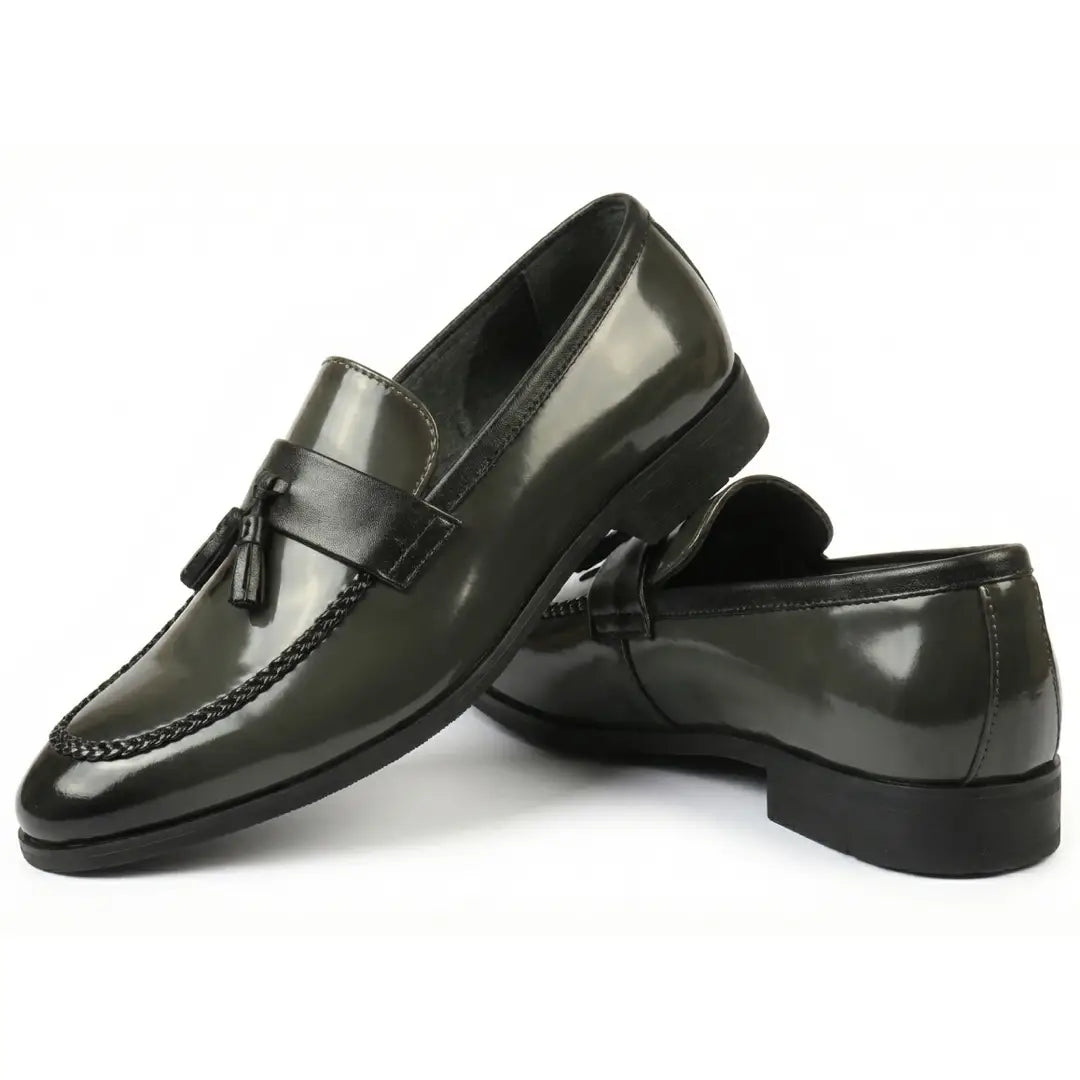 Mocasines sin cordones de alto brillo con borlas para hombre