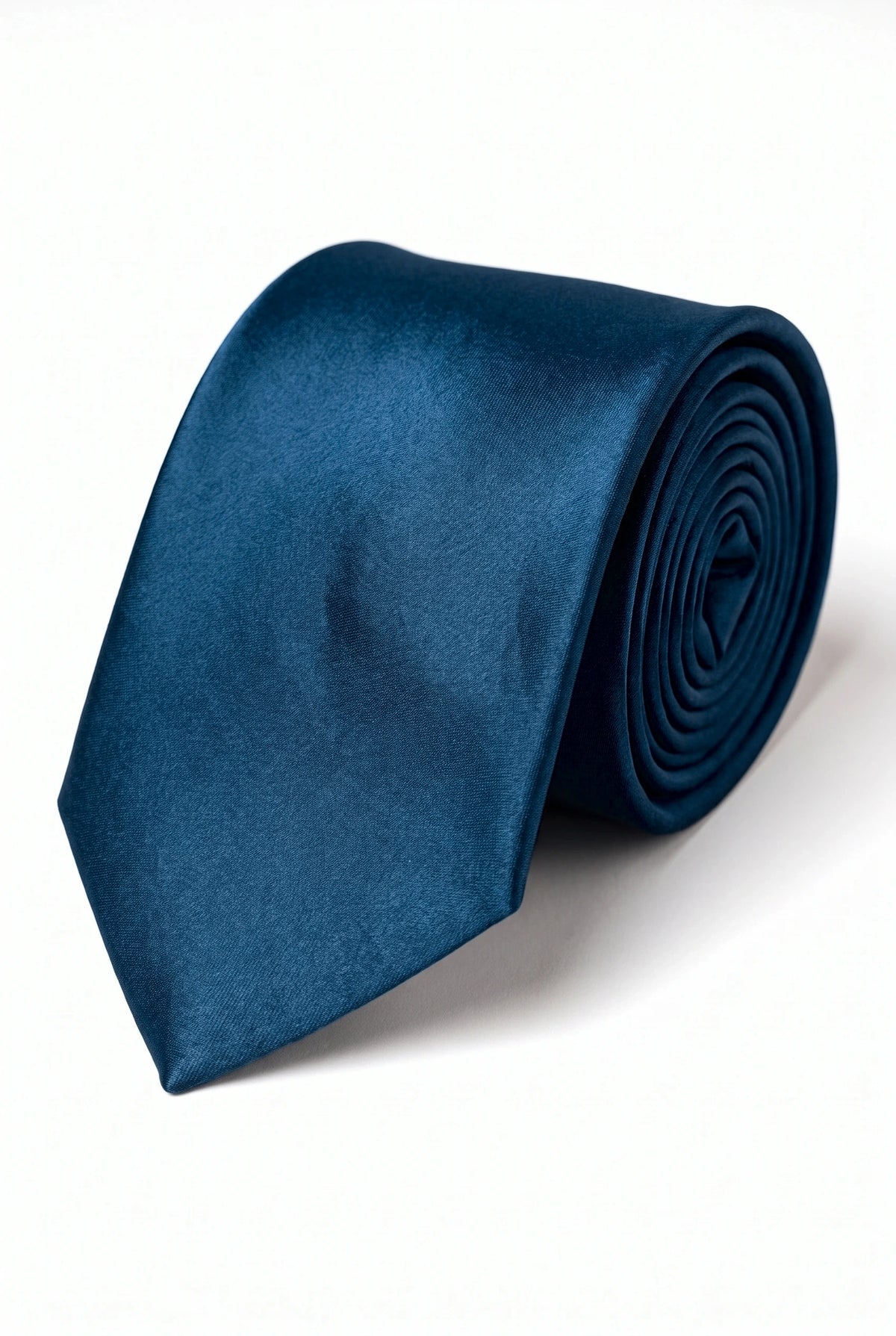 Conjunto de corbata turquesa para hombre con pañuelo de bolsillo y gemelos.
