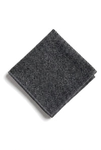 Conjunto de corbata y pañuelo de tweed color carbón para hombre. Clásico diseño británico de lana con espiga.