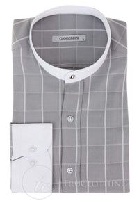 Camisa de hombre con estampado de cuadros vintage y cuello desmontable.