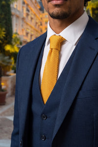 Corbata de punto amarilla para hombre