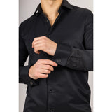Camisa Oxford negra de hombre con doble puño