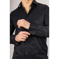 Camisa Oxford negra de hombre con doble puño
