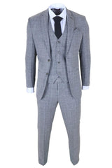 Traje de tres piezas para hombre, gris, clásico a cuadros, corte ajustado.