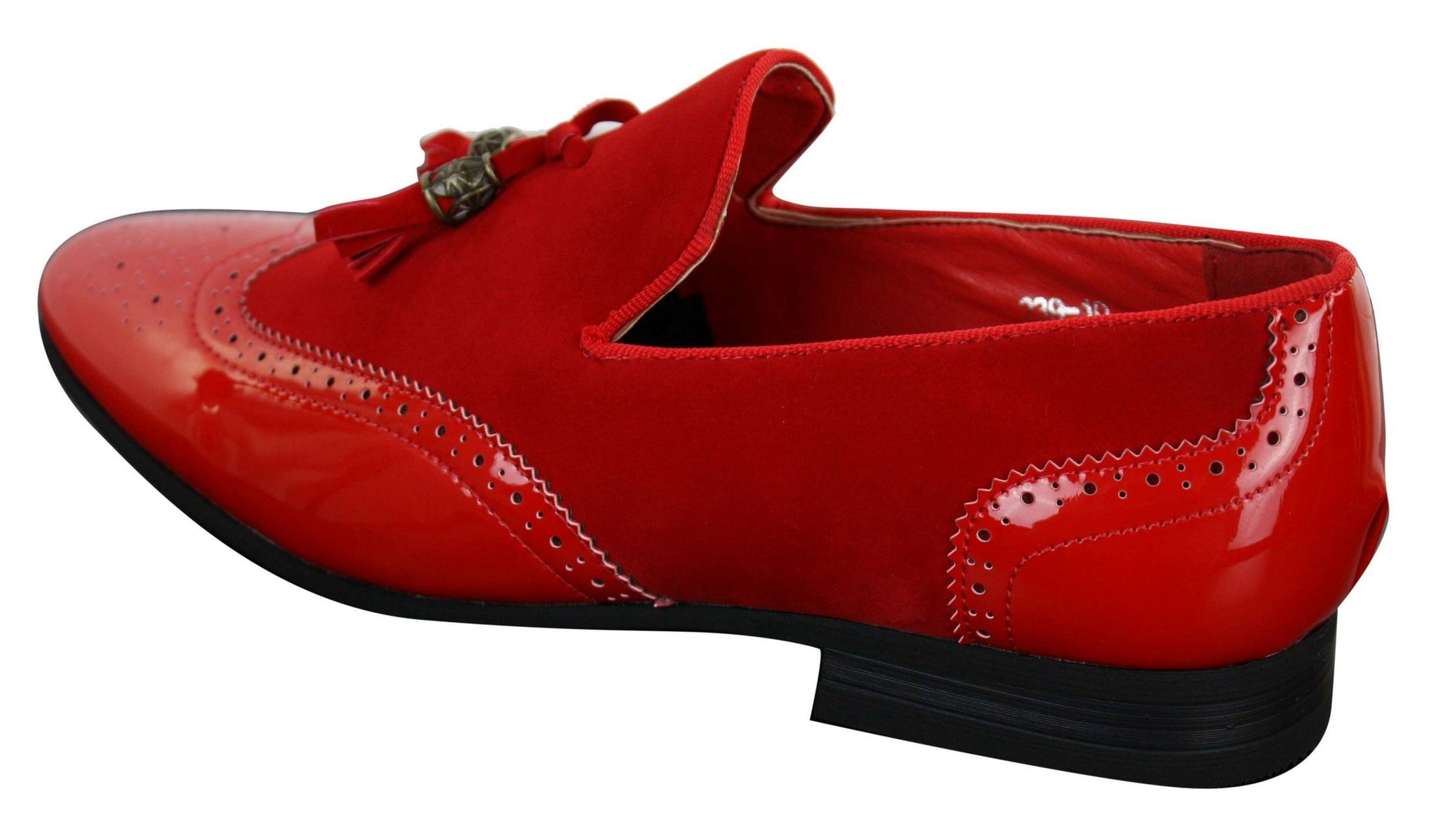 Zapatos de conducir sin cordones con borlas para hombre Patron 239-10, mocasines de piel sintética negra brillante con charol y gamuza sintética.