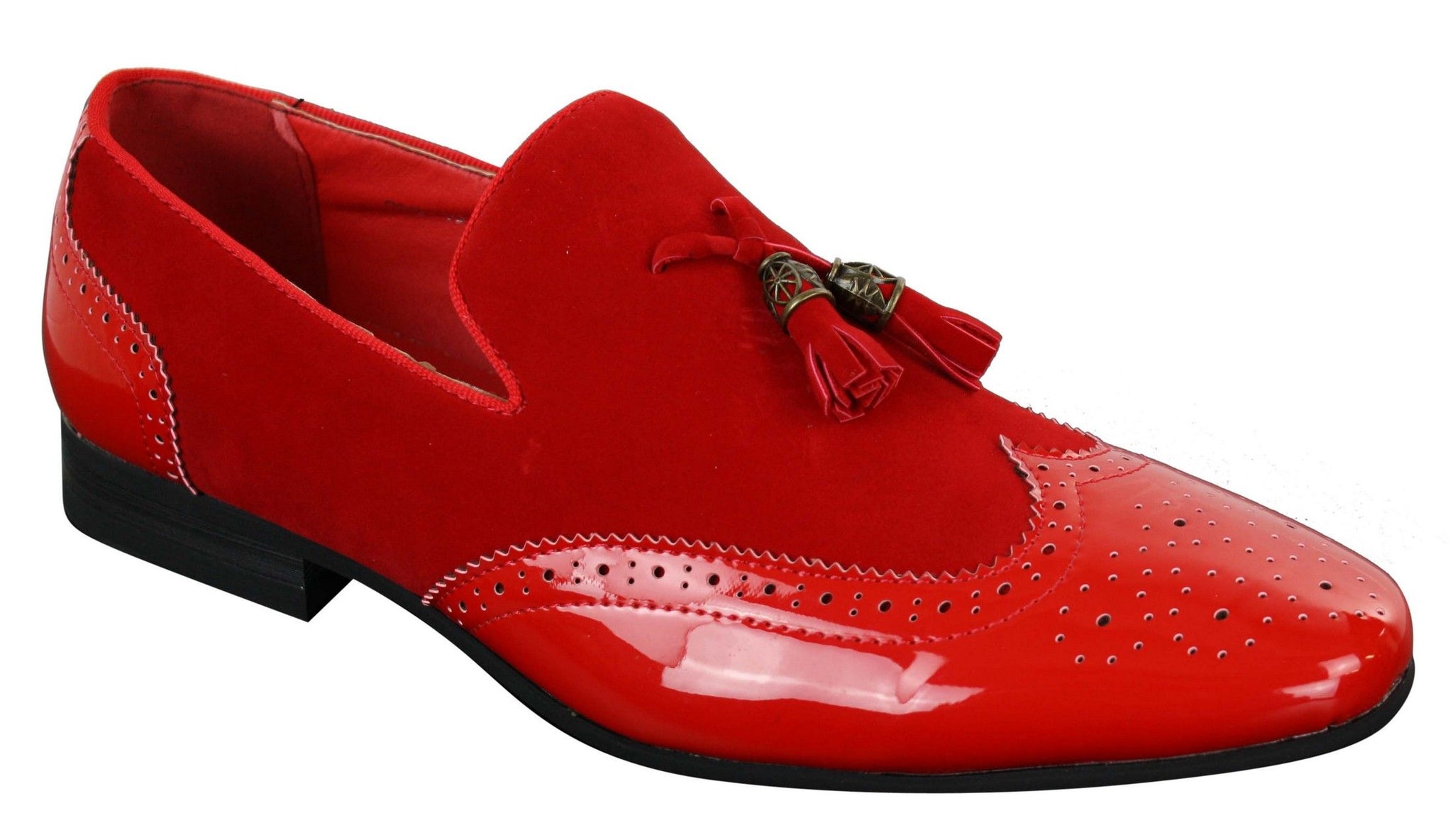 Zapatos de conducir sin cordones con borlas para hombre Patron 239-10, mocasines de piel sintética negra brillante con charol y gamuza sintética.