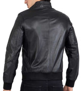 Chaqueta bomber negra de piel de cordero auténtica para hombre, corte regular - B210