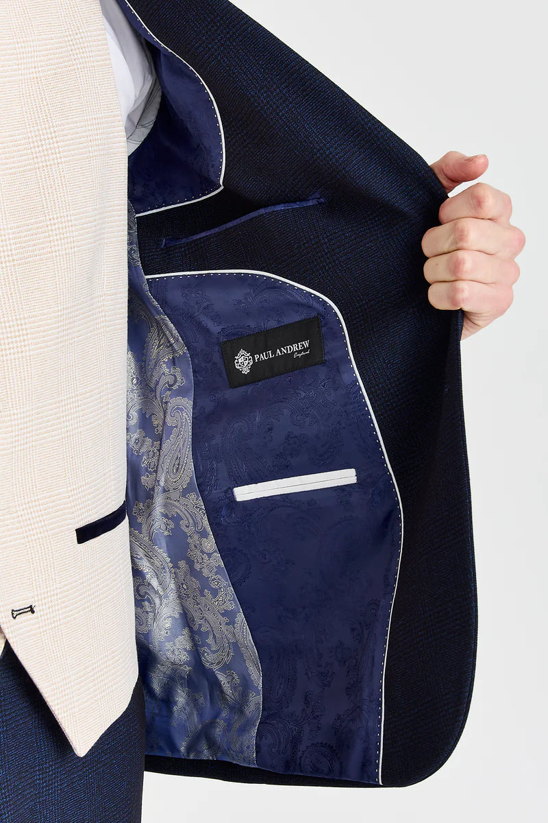 Traje a cuadros azul marino Regent con chaleco color crema Regent en contraste.