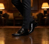 Romero - Zapatos negros de hombre con hebilla simple y acabado brillante
