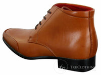 Botines Chelsea Rossellini Aldo para hombre con cordones, de piel, color marrón claro y negro, estilo casual elegante.