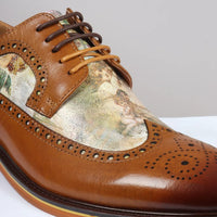 Zapatos brogue de piel marrón con estampado icónico para hombre de Scott
