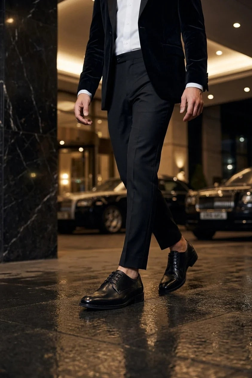 Zapatos Derby clásicos de cuero negro con cordones para hombre de Taylor