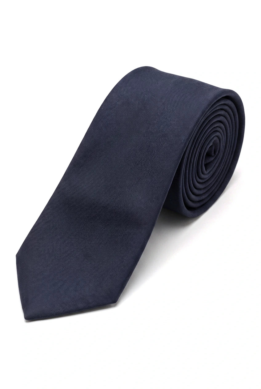 Conjunto de corbata y pañuelo