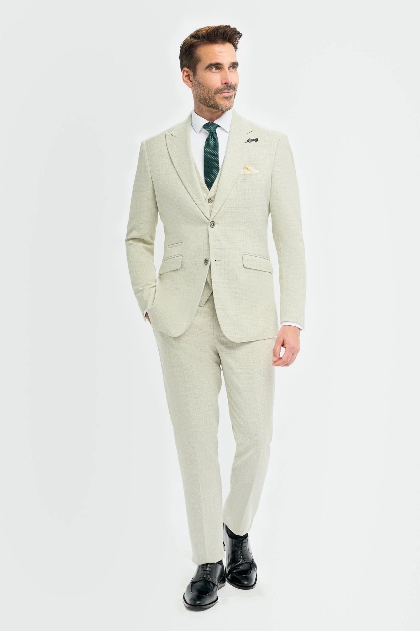 Traje de tres piezas para hombre Tropez, color verde salvia, corte sastre.