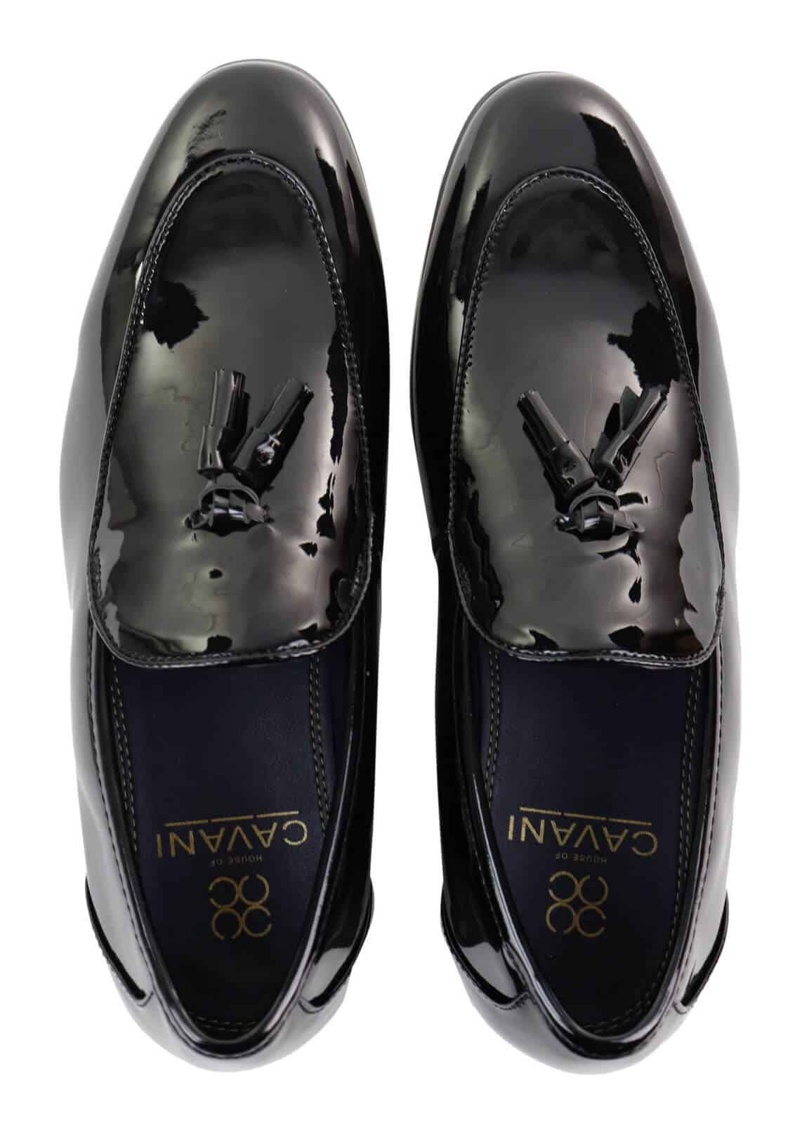 Zapatos de hombre negros de charol con borla