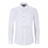 Camisa blanca de hombre con cuello de alas, plisada, estilo esmoquin, con puños dobles y acabado satinado de algodón.