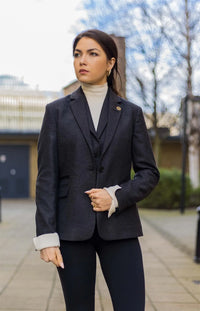 Chaqueta negra de mujer de tweed con estampado de espiga, lana, estilo clásico elegante e informal, estilo vintage de los años 20.